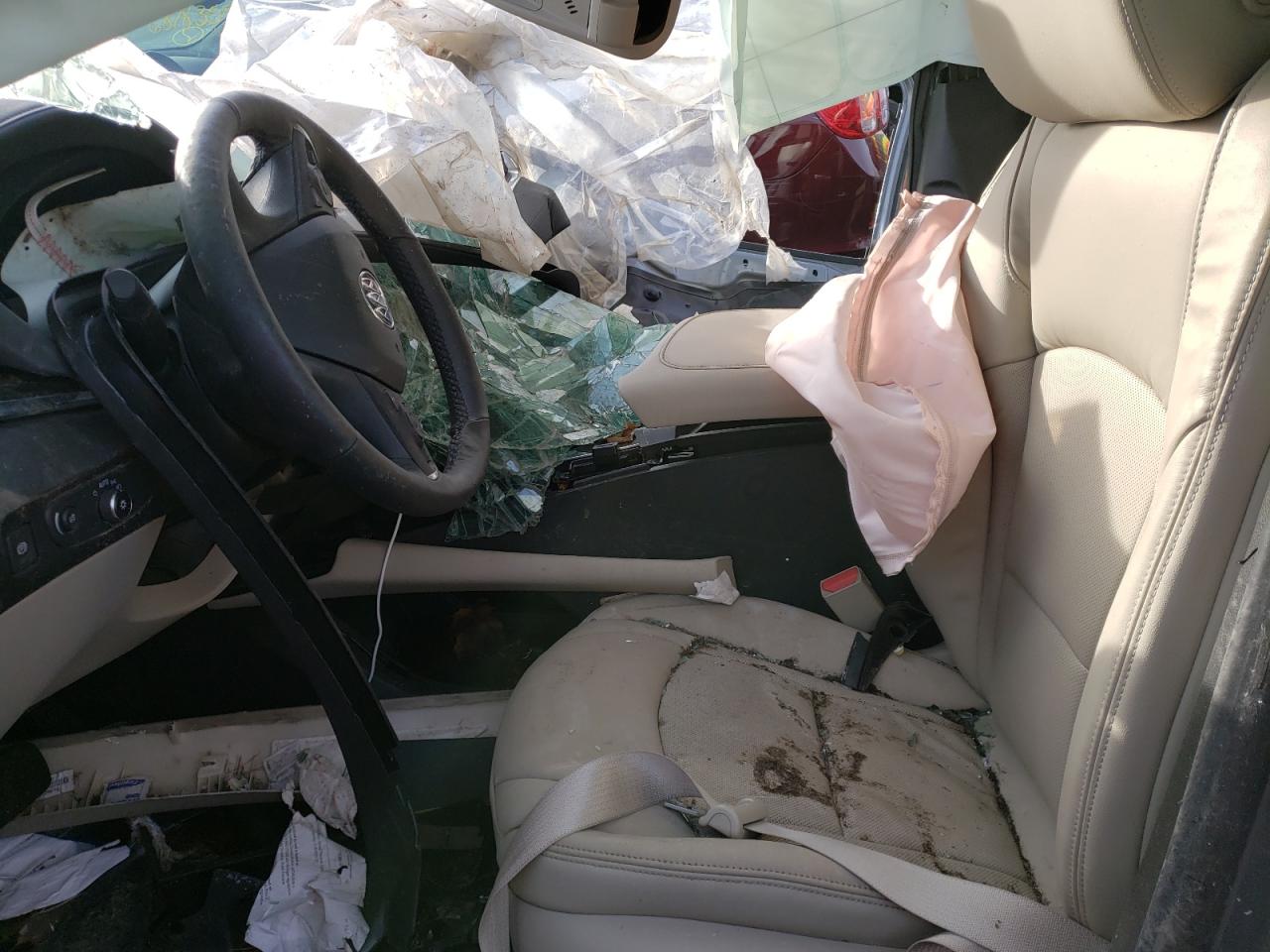 Photo 5 from auction – 2021 BUICK ENCLAVE ES with VIN 5GAEVAKW6MJ173926