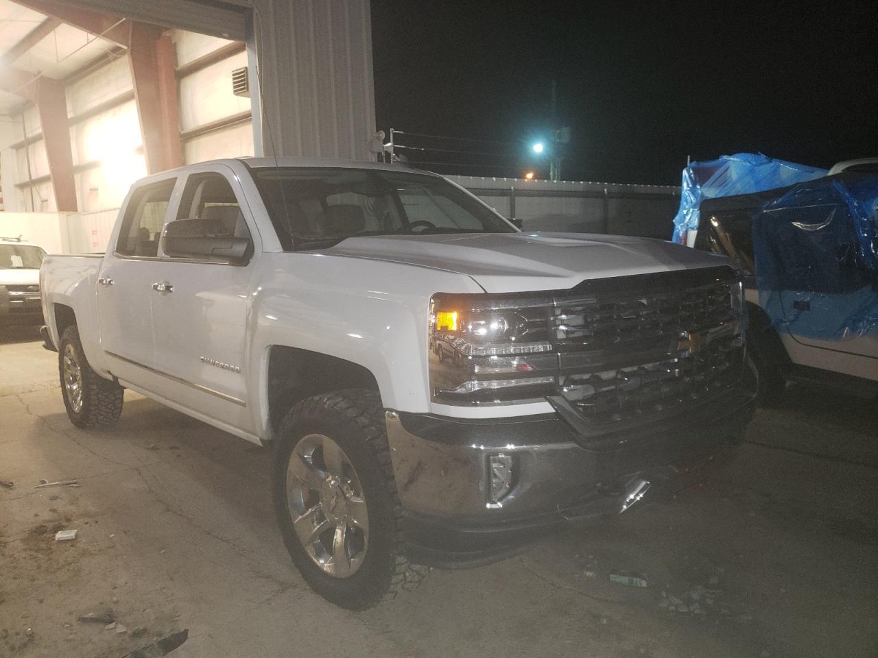 CHEVROLET SILVERADO 2016 with VIN 3GCUKSEC3GG324821 - Photo from auction