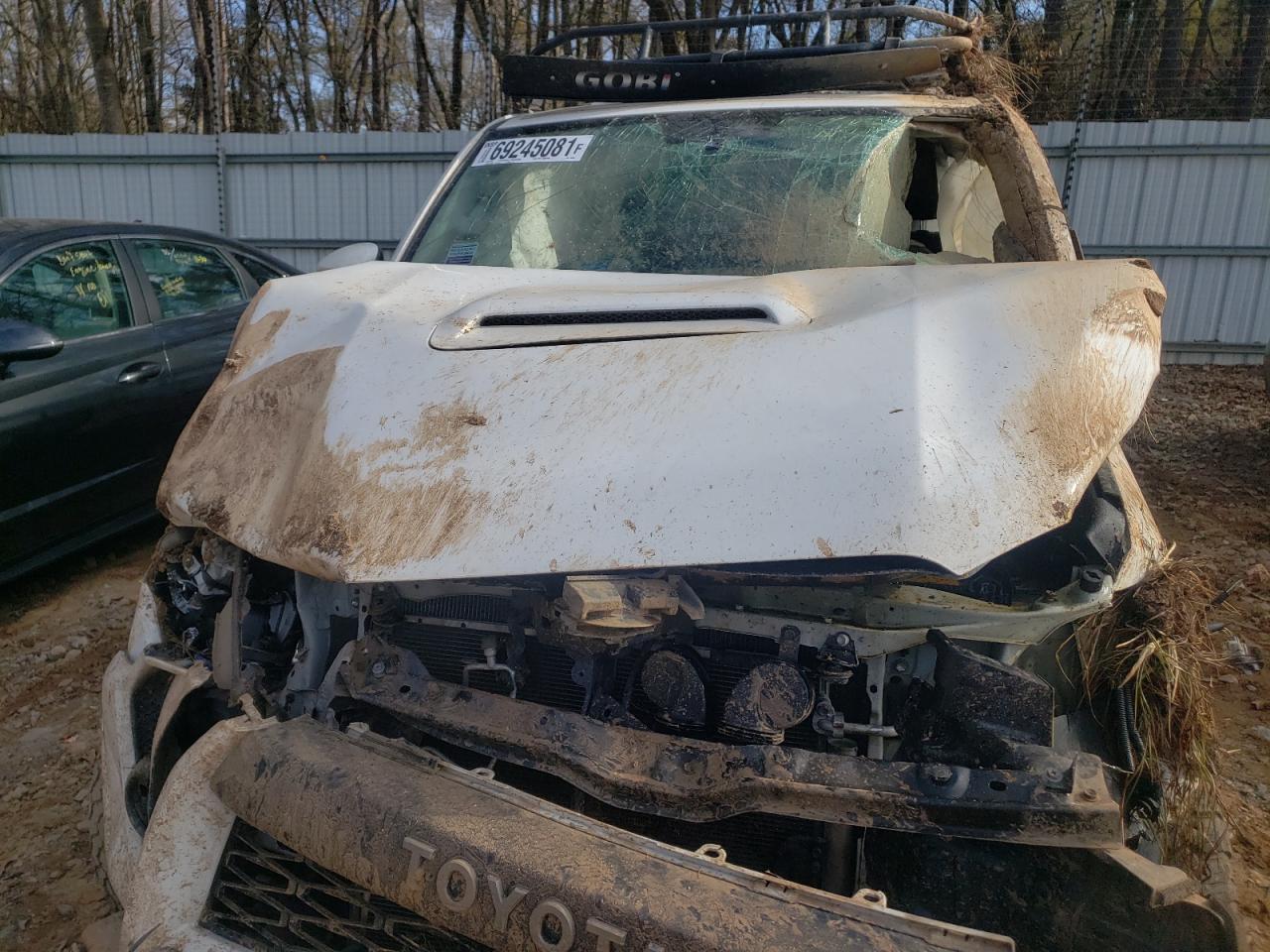 Photo 7 from auction – 2016 TOYOTA 4RUNNER SR with VIN JTEBU5JR1G5309282