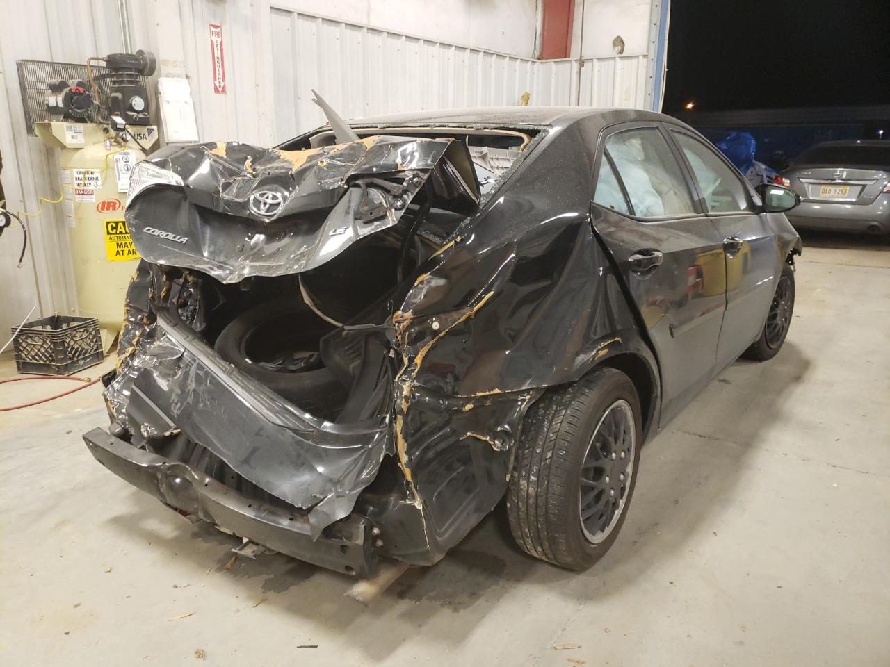Photo 4 from auction – 2019 TOYOTA COROLLA with VIN 2T1BURHE7KC13038