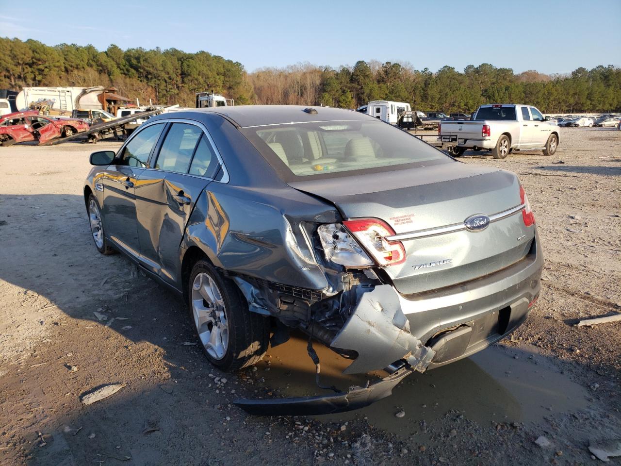Photo 3 from auction – 2010 FORD TAURUS SEL with VIN 1FAHP2EW8AG131361