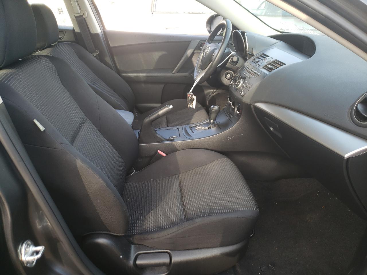 Photo 5 from auction – 2012 MAZDA 3 I with VIN JM1BL1V88C1607864