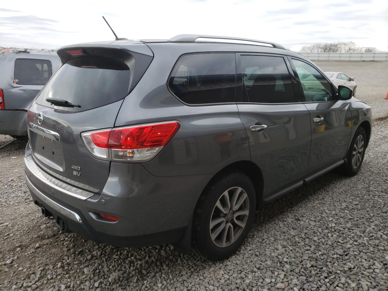 Photo 4 from auction – 2016 NISSAN PATHFINDER with VIN 5N1AR2MM3GC613902
