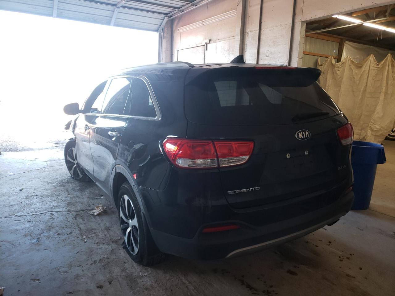 Photo 3 from auction – 2018 KIA SORENTO EX with VIN 5XYPH4A50JG396113