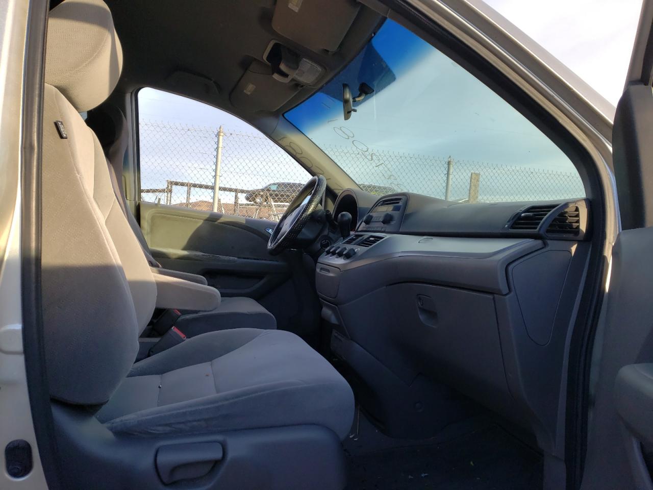 Photo 5 from auction – 2008 HONDA ODYSSEY LX with VIN 5FNRL38208B019182