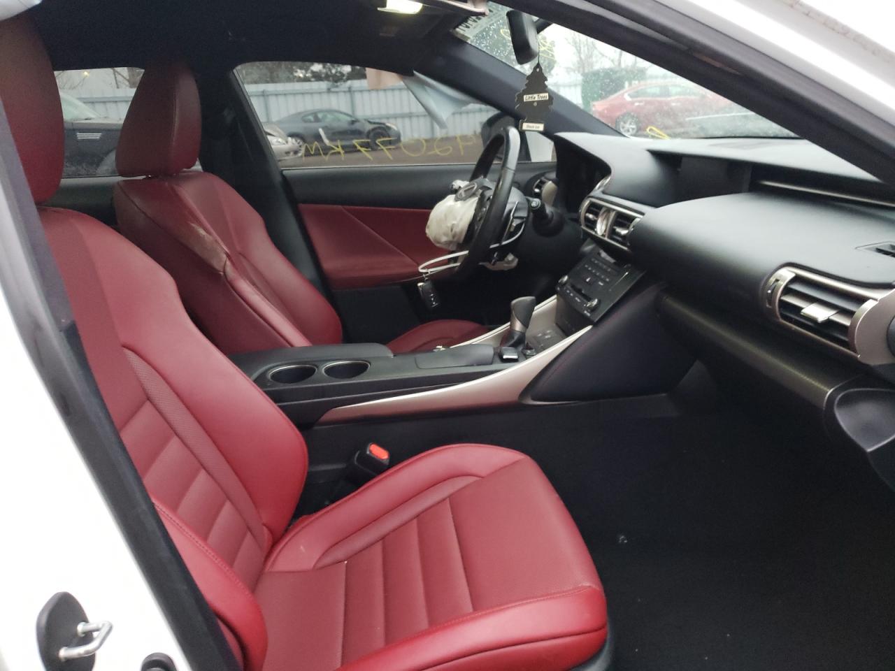 Photo 5 from auction – 2016 LEXUS IS 300 with VIN JTHCM1D20G5014771