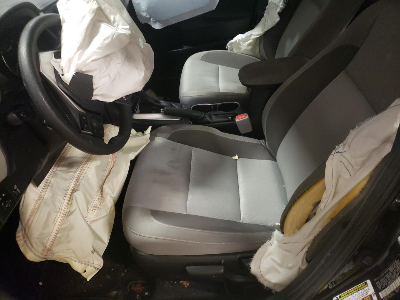 Photo 5 from auction – 2019 TOYOTA COROLLA with VIN 2T1BURHE7KC13038