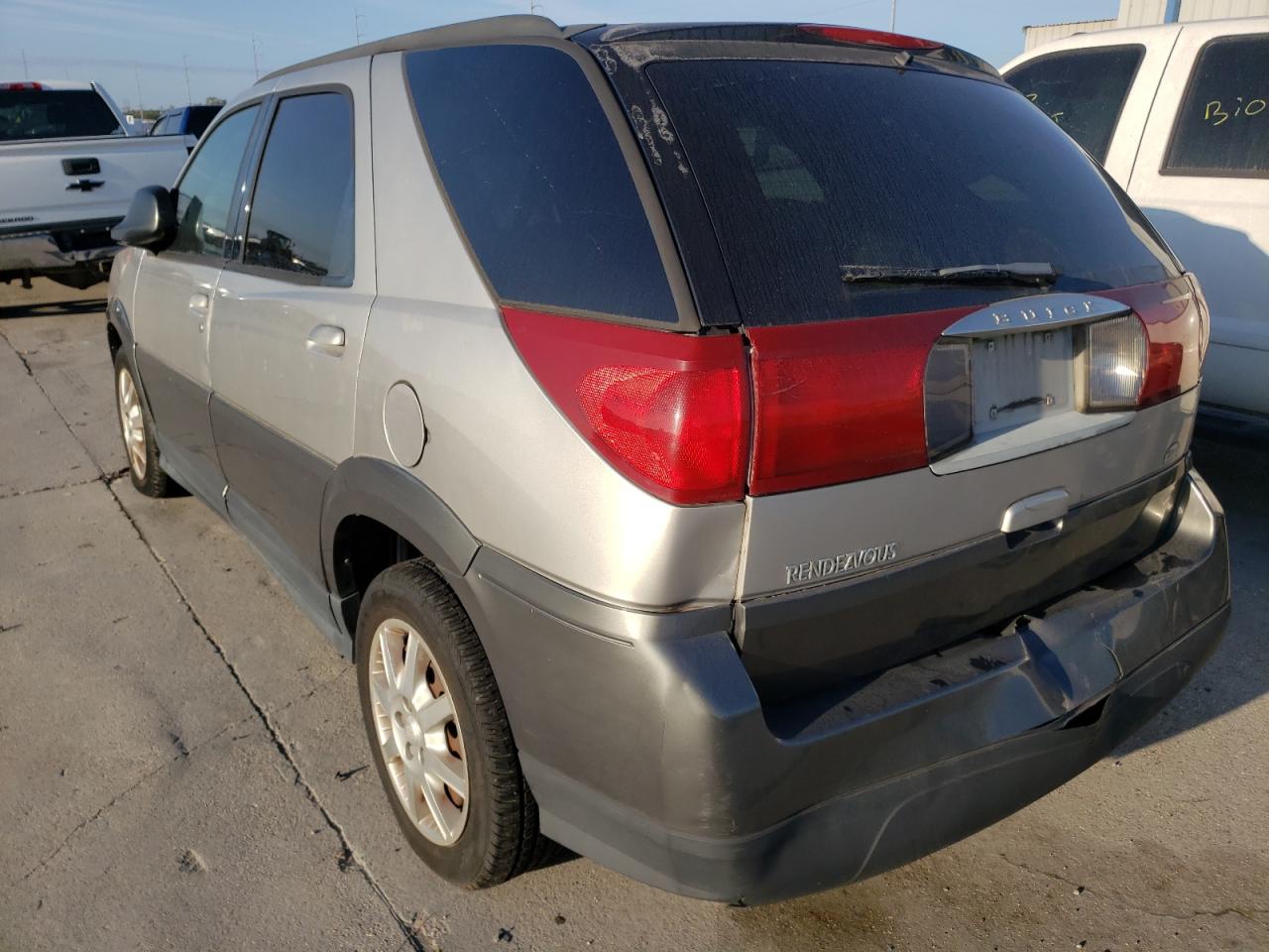 Photo 3 from auction – 2005 BUICK RENDEZVOUS with VIN 3G5DA03E75S551474