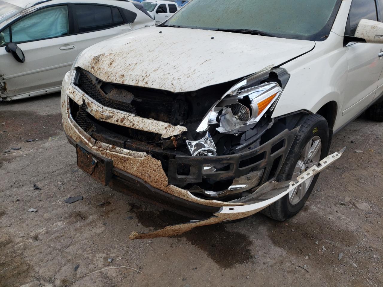 Photo 9 from auction – 2012 CHEVROLET TRAVERSE L with VIN 1GNKRGED8CJ348590