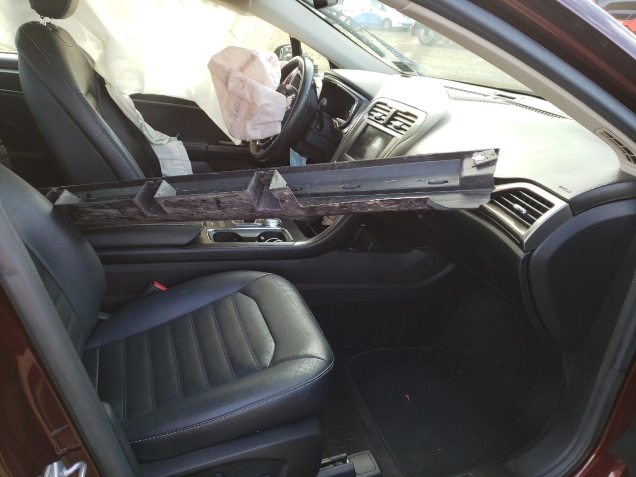 Photo 5 from auction – 2017 FORD FUSION SE with VIN 3FA6P0HD6HR218734