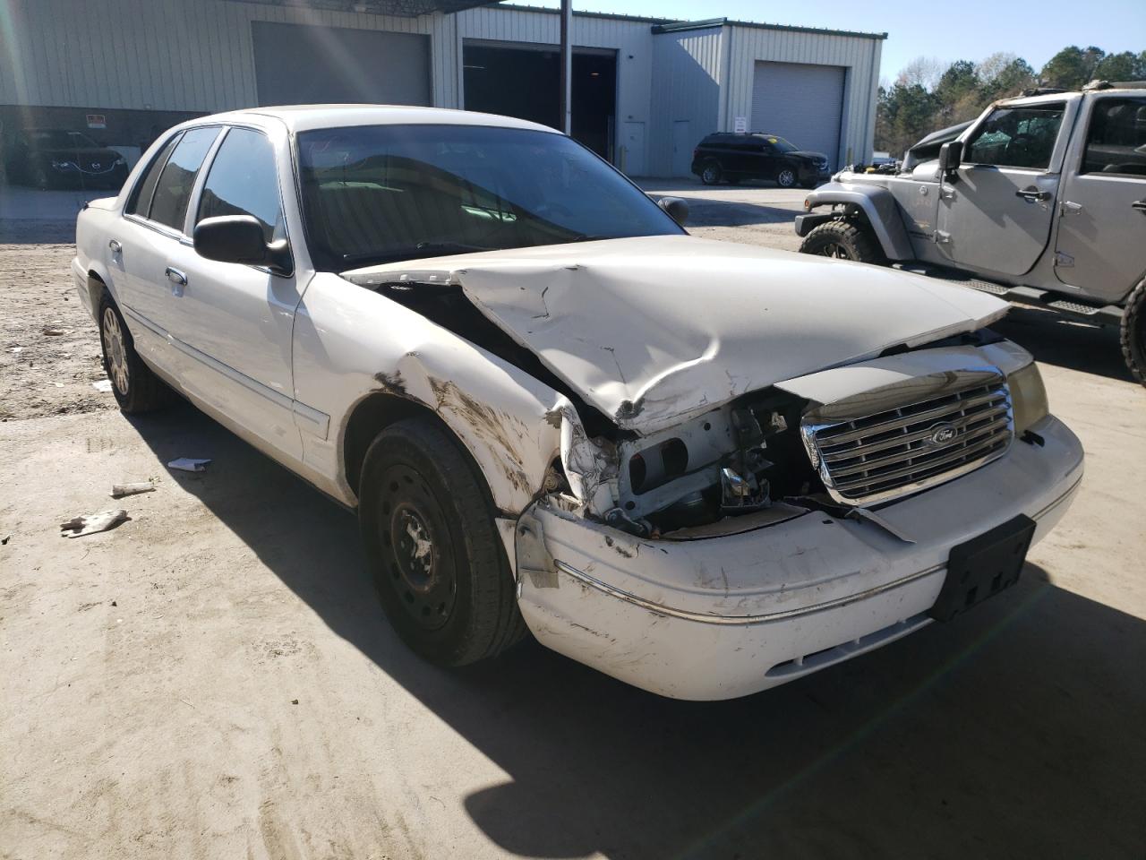 FORD CROWN VICT 2005 with VIN 2FAFP71W25X118423 - Photo from auction
