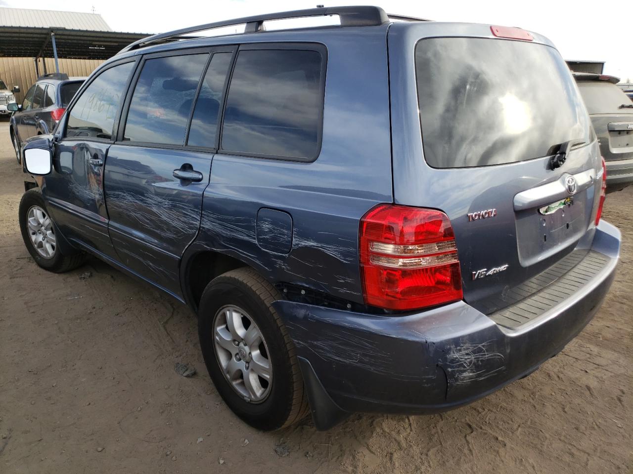 Photo 3 from auction – 2003 TOYOTA HIGHLANDER with VIN JTEHF21A430103247