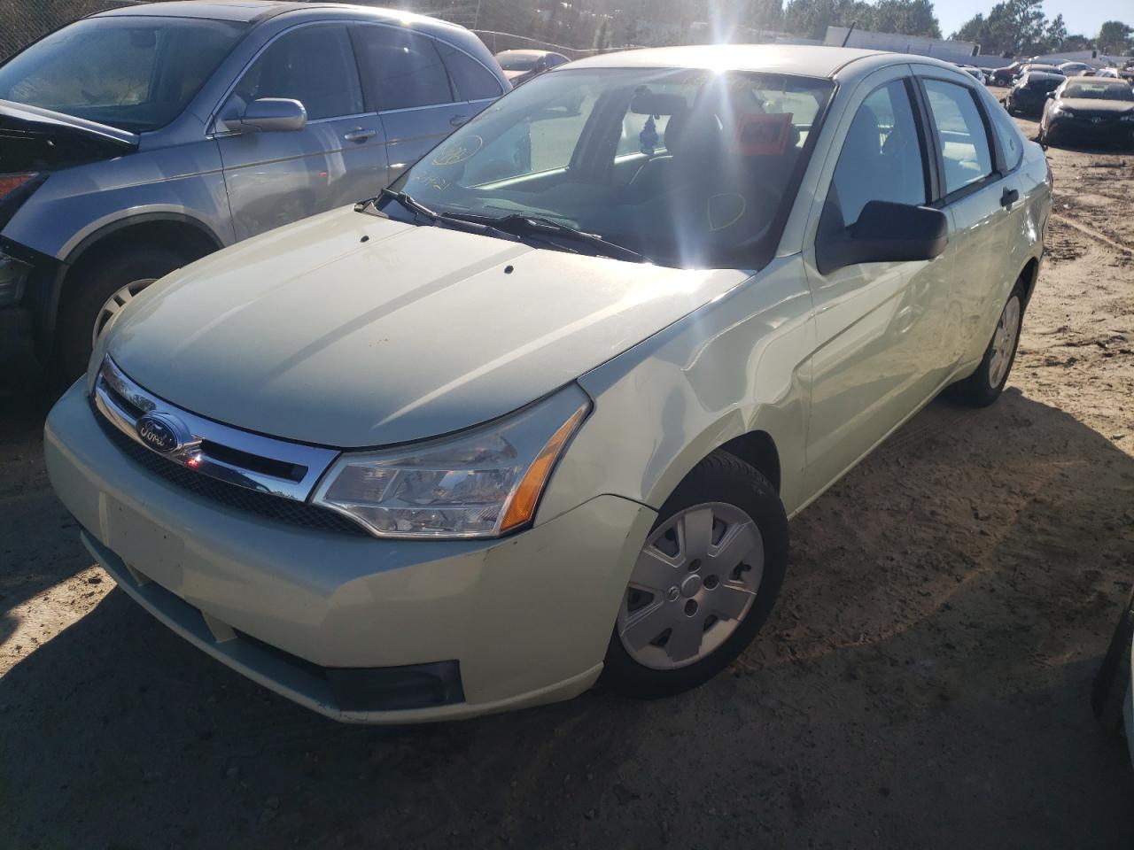 Photo 2 from auction – 2010 FORD FOCUS S with VIN 1FAHP3EN3AW129200