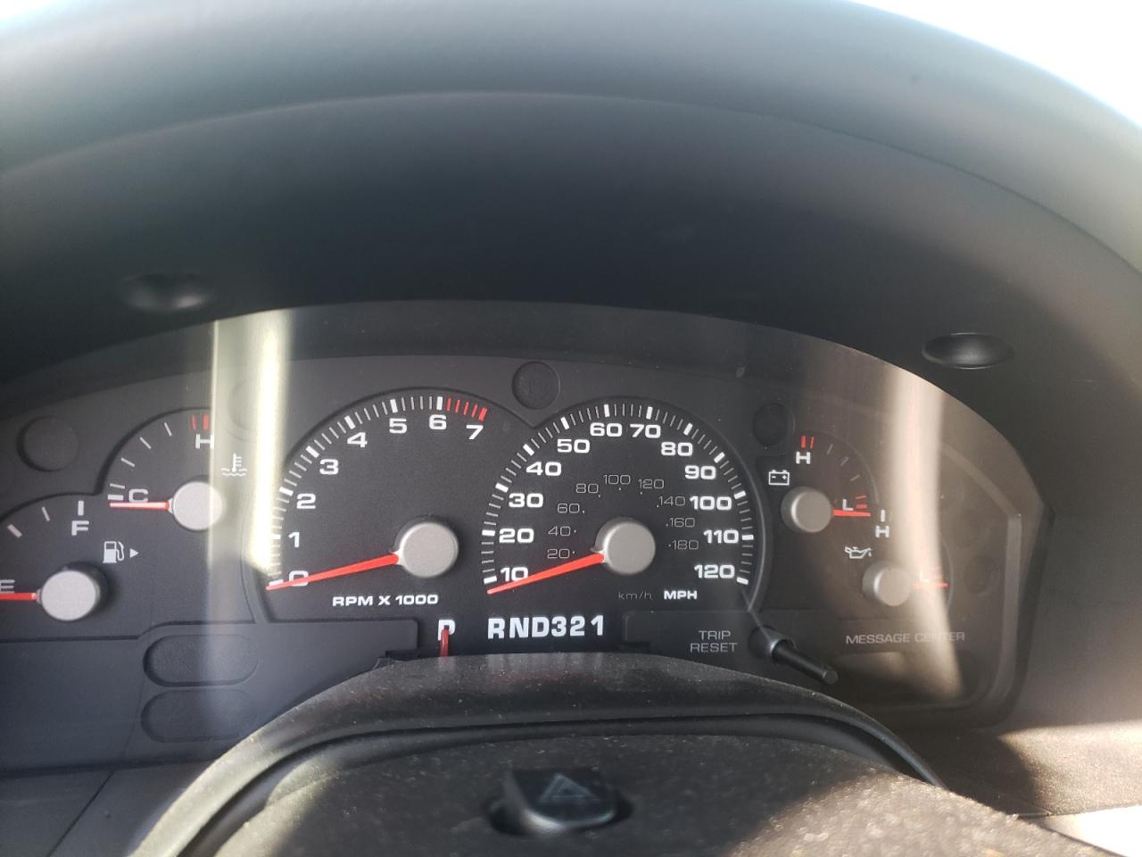 Photo 8 from auction – 2005 FORD EXPLORER X with VIN 1FMDU63W65ZA20826