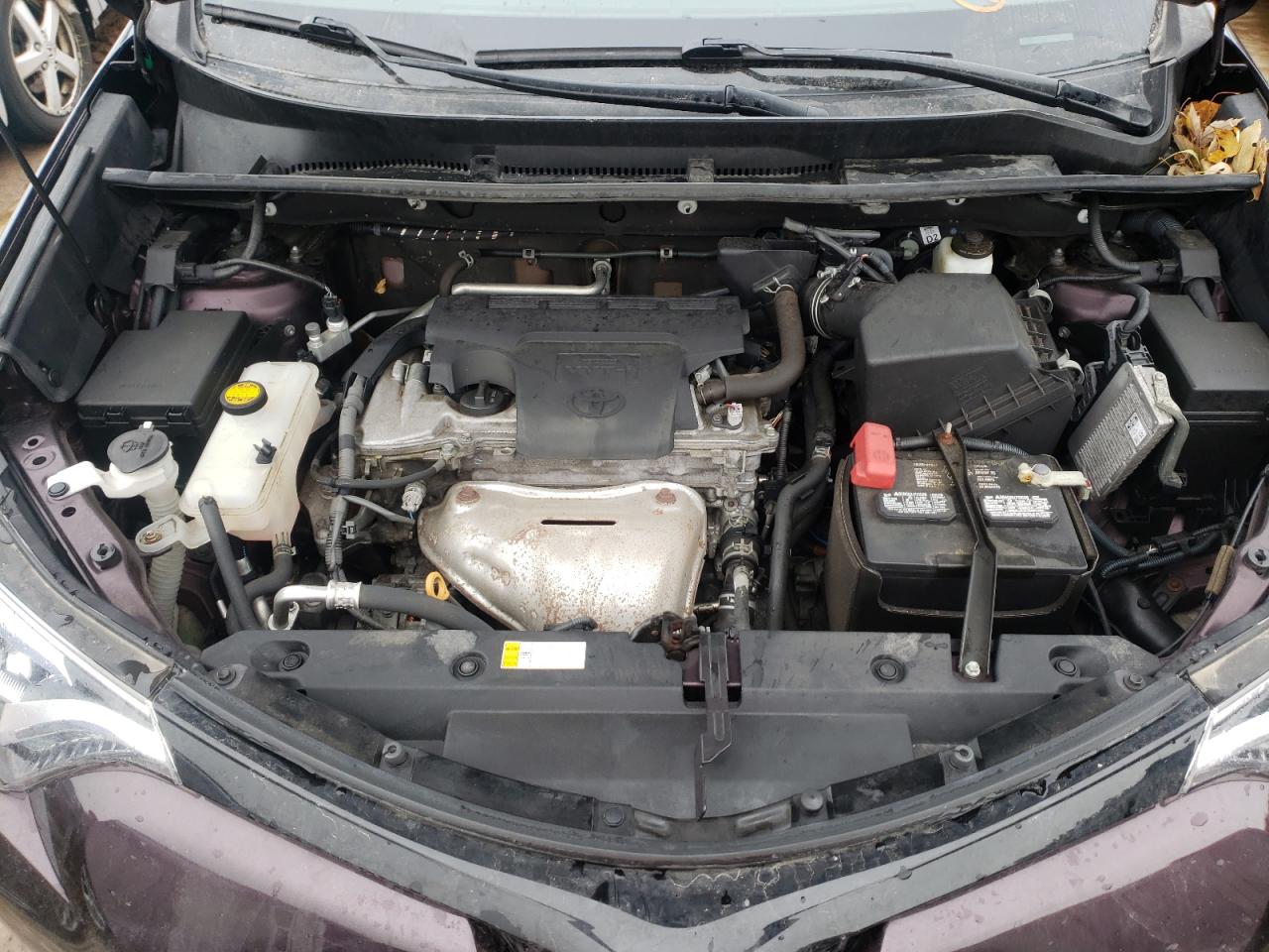Photo 7 from auction – 2017 TOYOTA RAV4 SE with VIN 2T3JFREV2HW660396