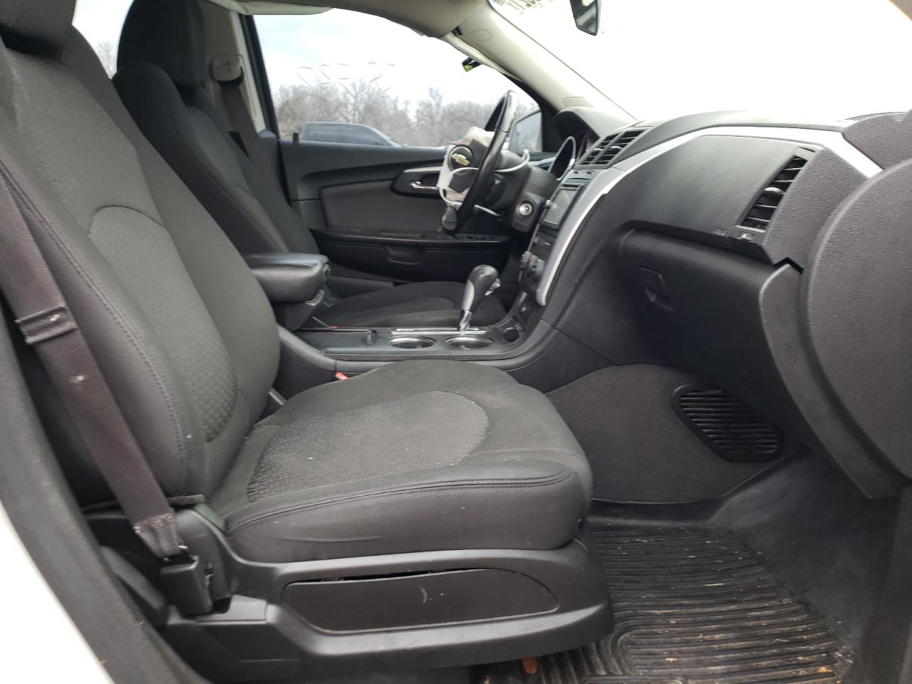 Photo 5 from auction – 2012 CHEVROLET TRAVERSE L with VIN 1GNKRGED8CJ348590