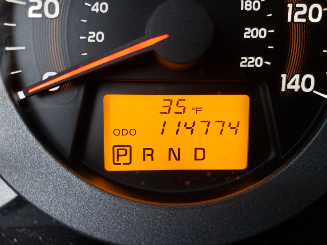 Photo 8 from auction – 2009 TOYOTA RAV4 with VIN JTMZF33V595009503