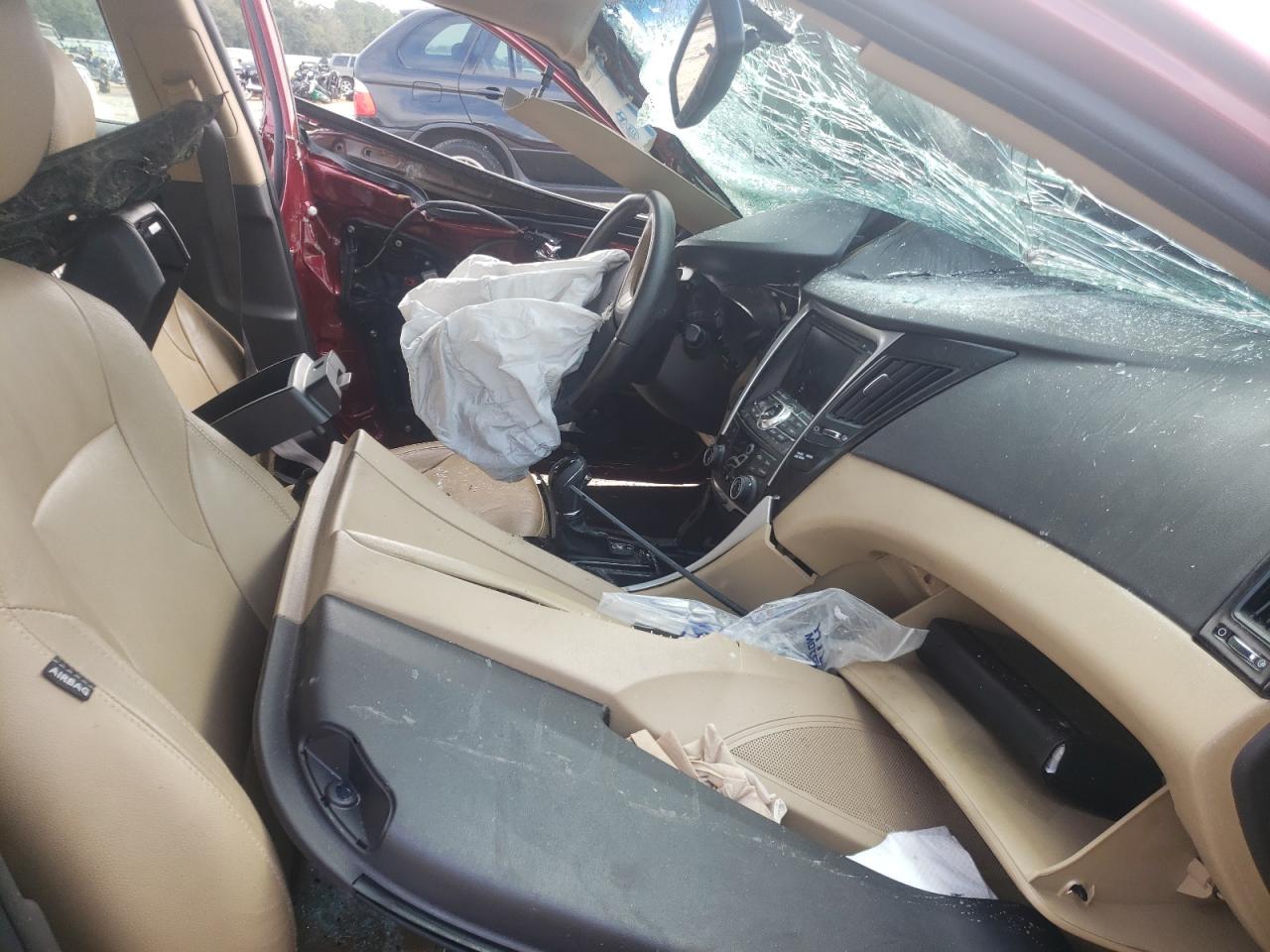 Photo 5 from auction – 2012 HYUNDAI SONATA SE with VIN 5NPEC4AC7CH361522