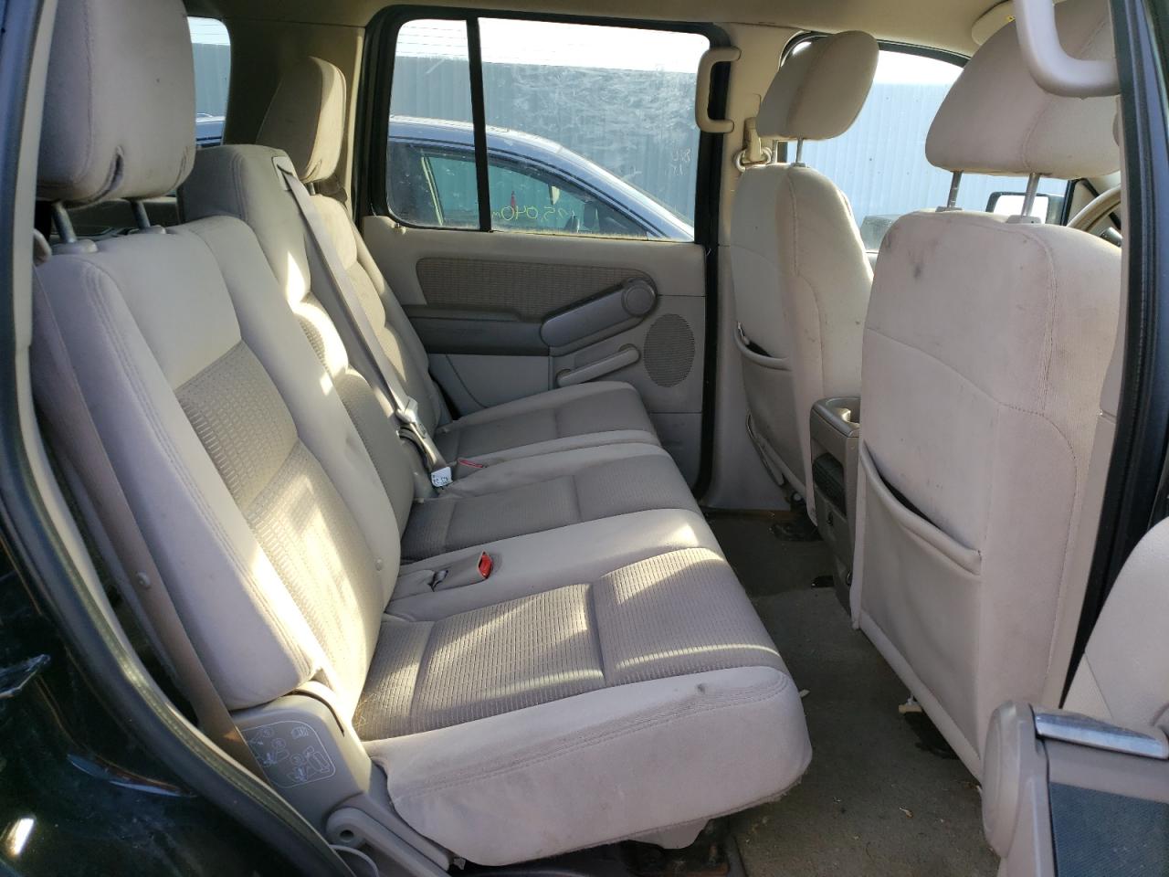 Photo 6 from auction – 2006 FORD EXPLORER with VIN 1FMEU73E36ZA20169