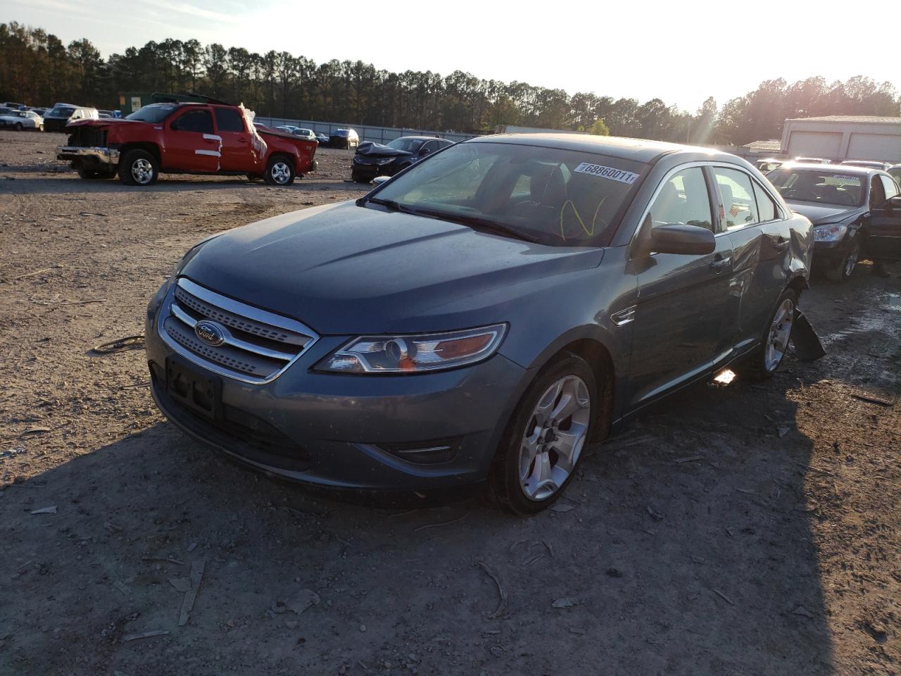 Photo 2 from auction – 2010 FORD TAURUS SEL with VIN 1FAHP2EW8AG131361