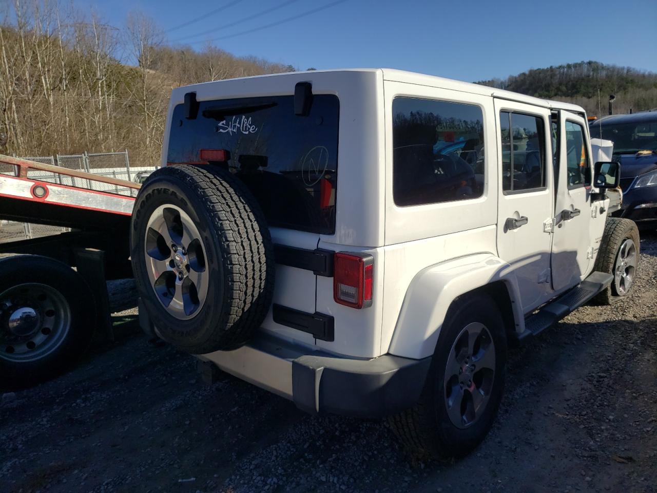 Photo 4 from auction – 2017 JEEP WRANGLER U with VIN 1C4BJWEG2HL598598