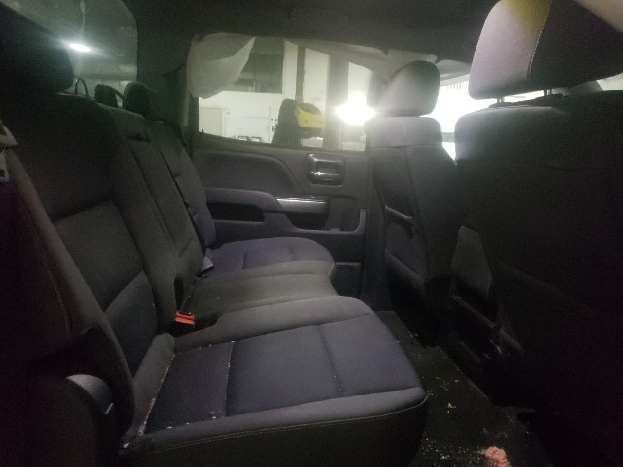 Photo 6 from auction – 2018 CHEVROLET SILVERADO with VIN 3GCUKREC3JG342879