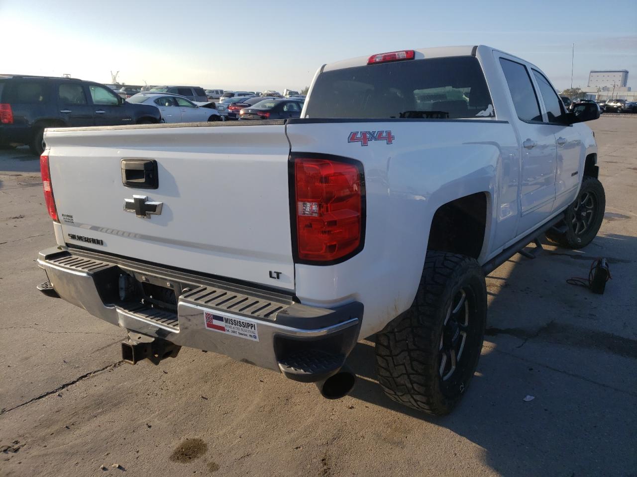 Photo 4 from auction – 2015 CHEVROLET SILVERADO with VIN 1GC1KVE85FF605132