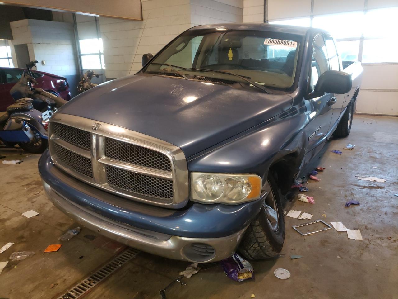 Photo 2 from auction – 2002 DODGE RAM 1500 with VIN 3D7HU18Z02G150274