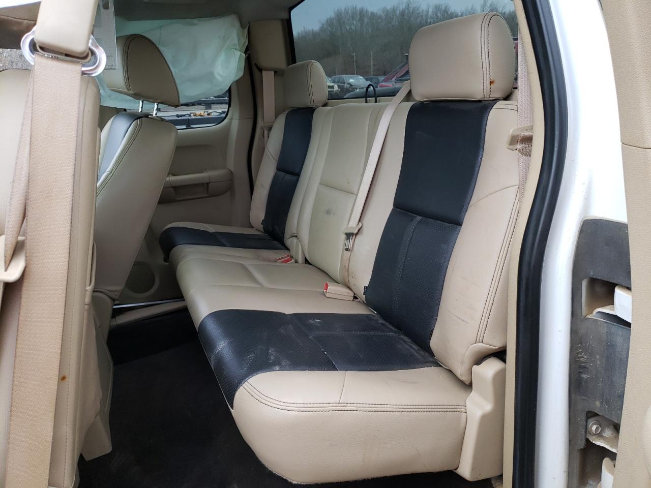 Photo 6 from auction – 2010 GMC SIERRA K15 with VIN 1GTSKVE30AZ109171