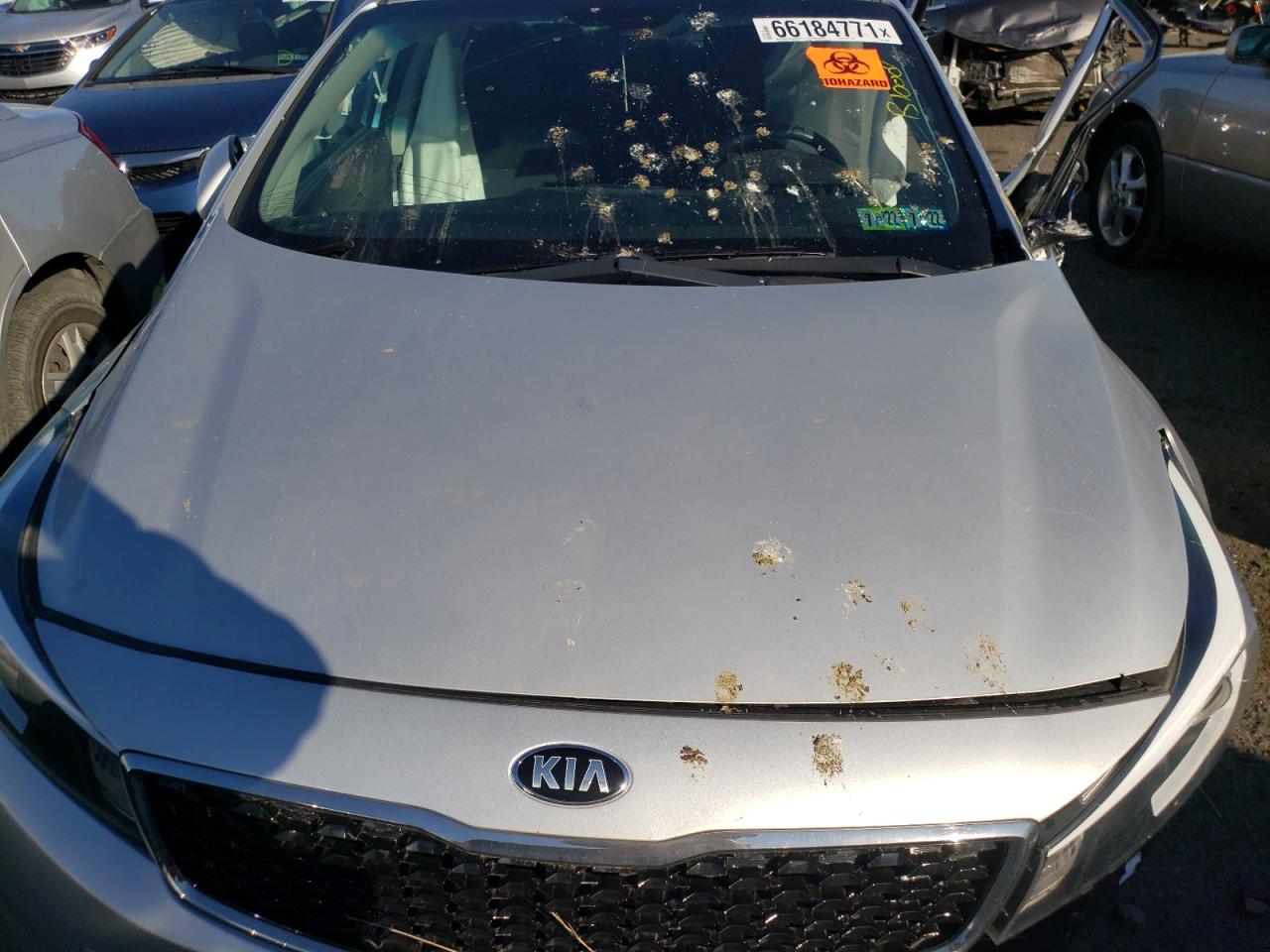Photo 7 from auction – 2017 KIA FORTE LX with VIN 3KPFK4A79HE104061