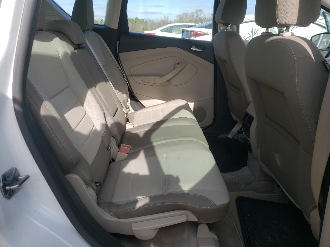 Photo 6 from auction – 2013 FORD C-MAX SE with VIN 1FADP5AU3DL531568