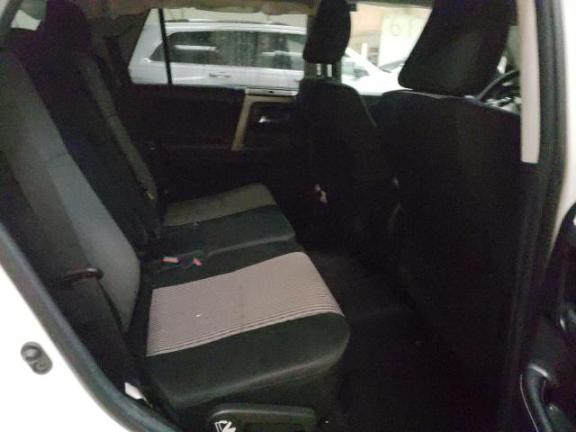 Photo 6 from auction – 2016 TOYOTA 4RUNNER SR with VIN JTEBU5JR3G5330182