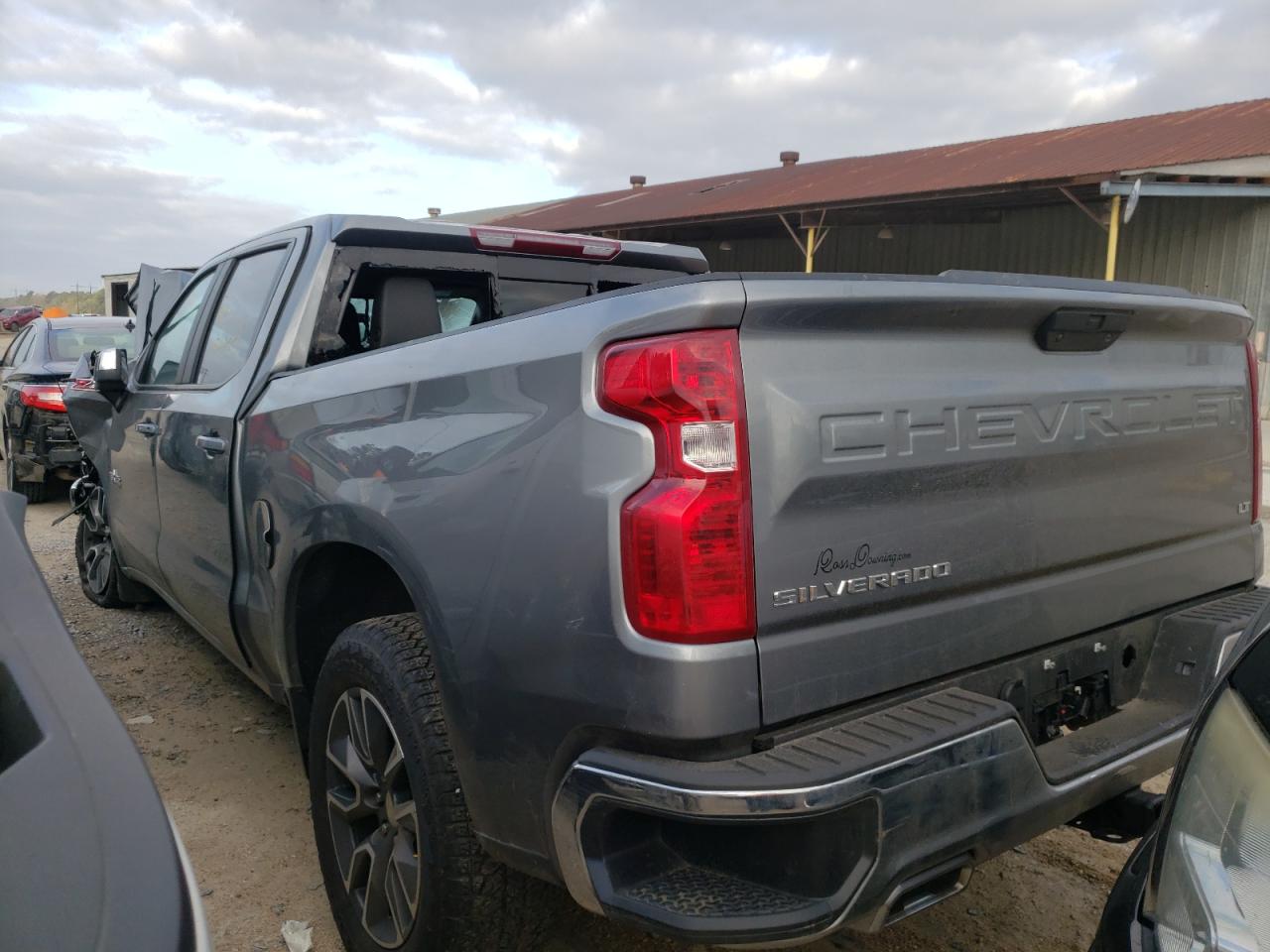 Photo 3 from auction – 2021 CHEVROLET SILVERADO with VIN 3GCUYDED9MG399912