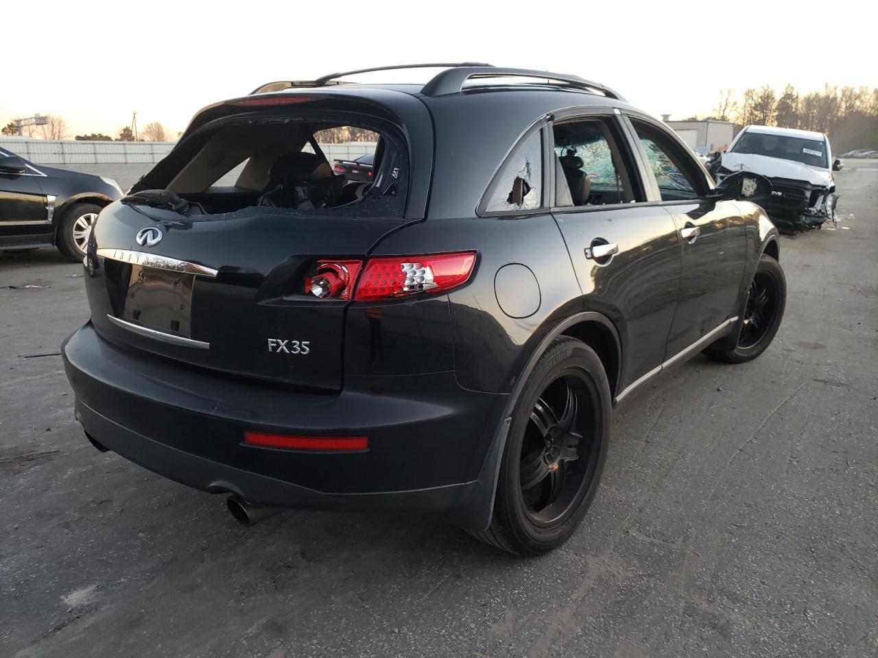 Photo 4 from auction – 2003 INFINITI FX35 with VIN JNRAS08W43X200883