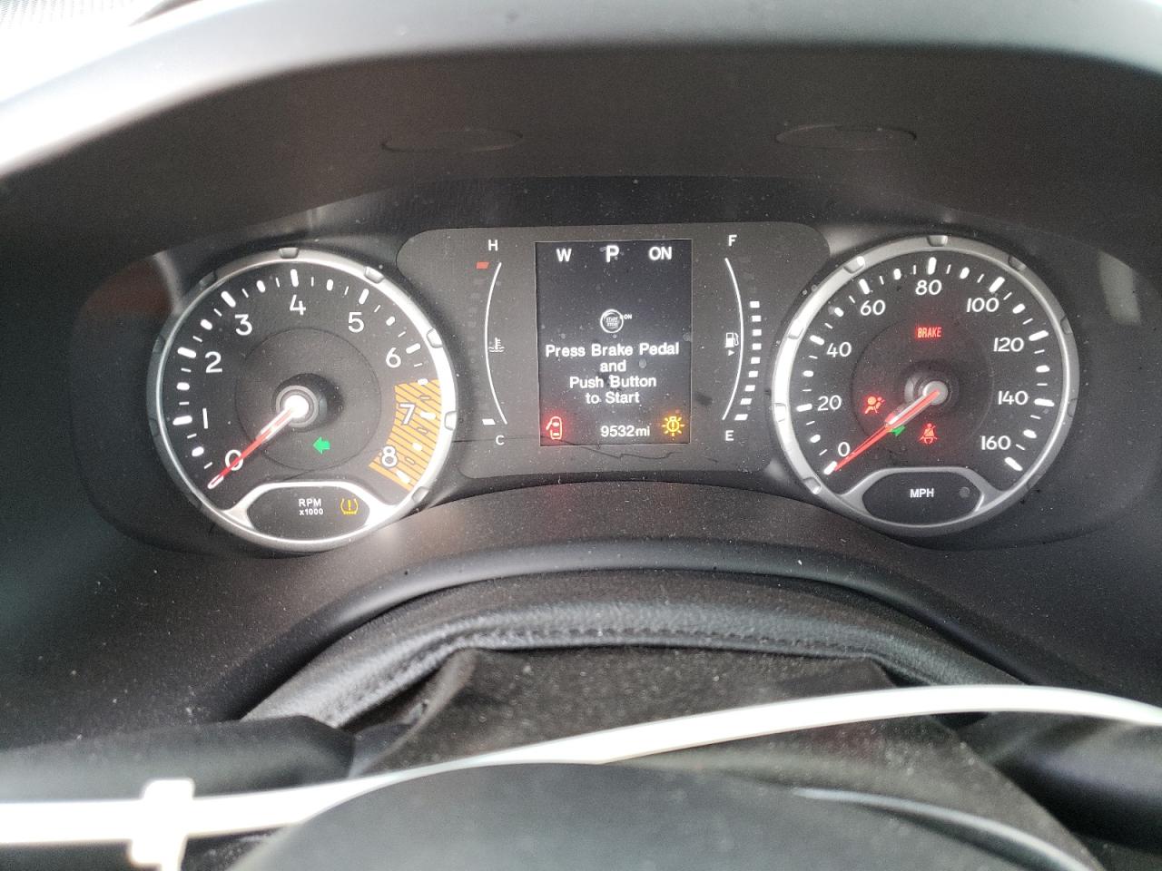 Photo 8 from auction – 2020 JEEP RENEGADE L with VIN ZACNJBBB9LPM04360