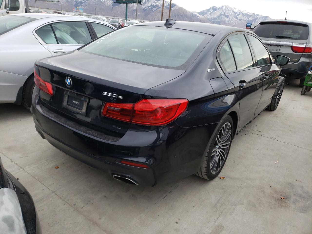 Photo 4 from auction – 2018 BMW 530XE with VIN WBAJB1C59JB084320