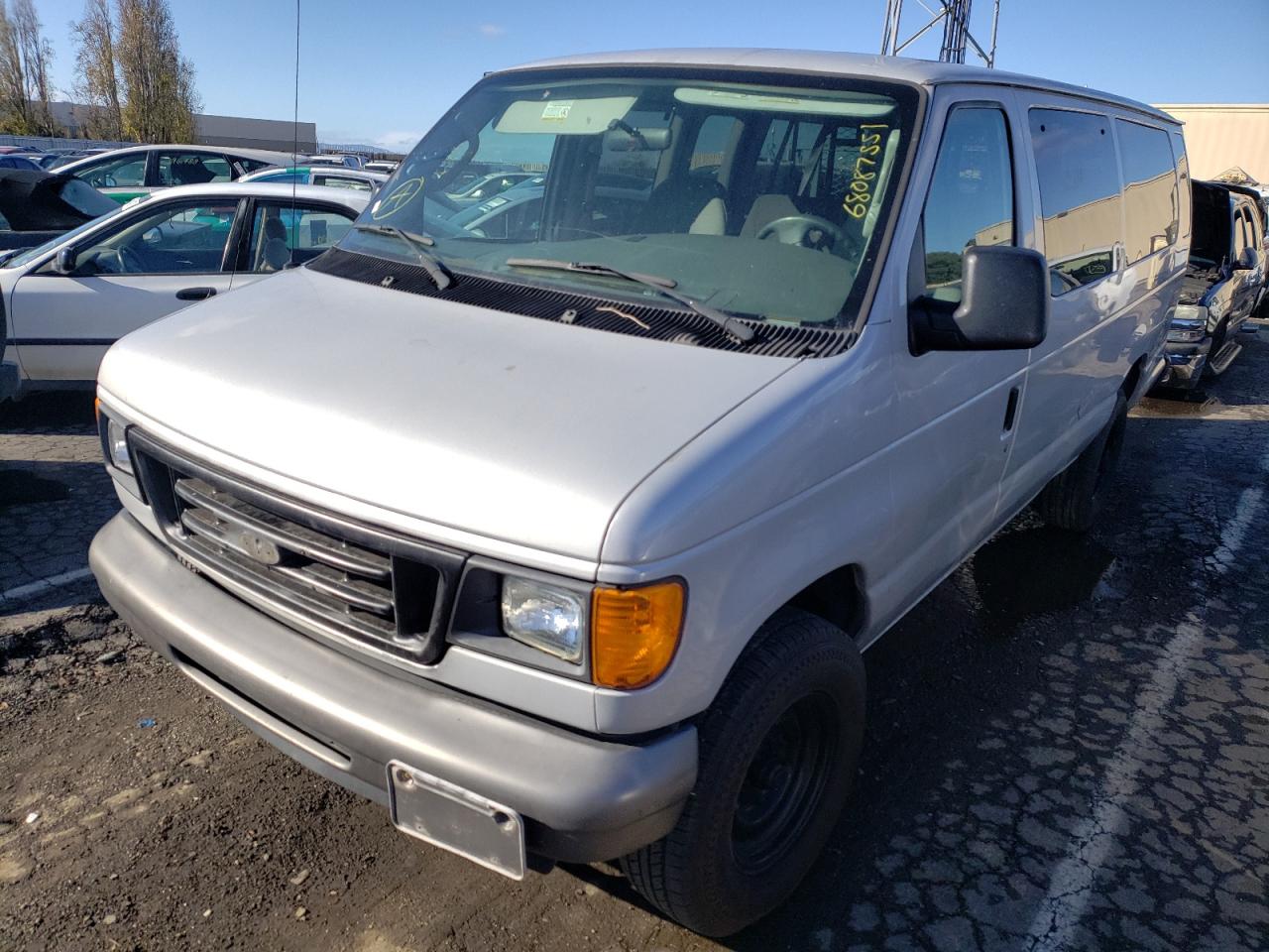 Photo 2 from auction – 2007 FORD ECONOLINE with VIN 1FBSS31L57DB26228