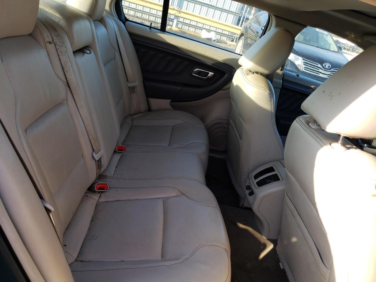Photo 6 from auction – 2010 FORD TAURUS SEL with VIN 1FAHP2EW8AG131361