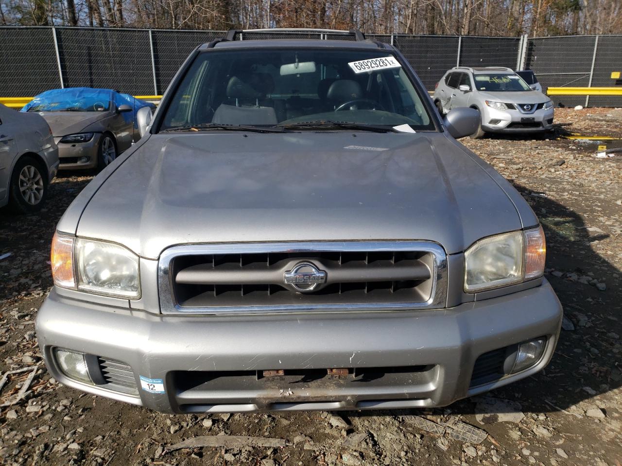 Photo 9 from auction – 2001 NISSAN PATHFINDER with VIN JN8DR09Y41W584180