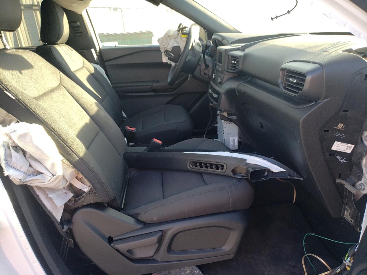 Photo 5 from auction – 2021 FORD EXPLORER P with VIN 1FM5K8AW7MNA10627