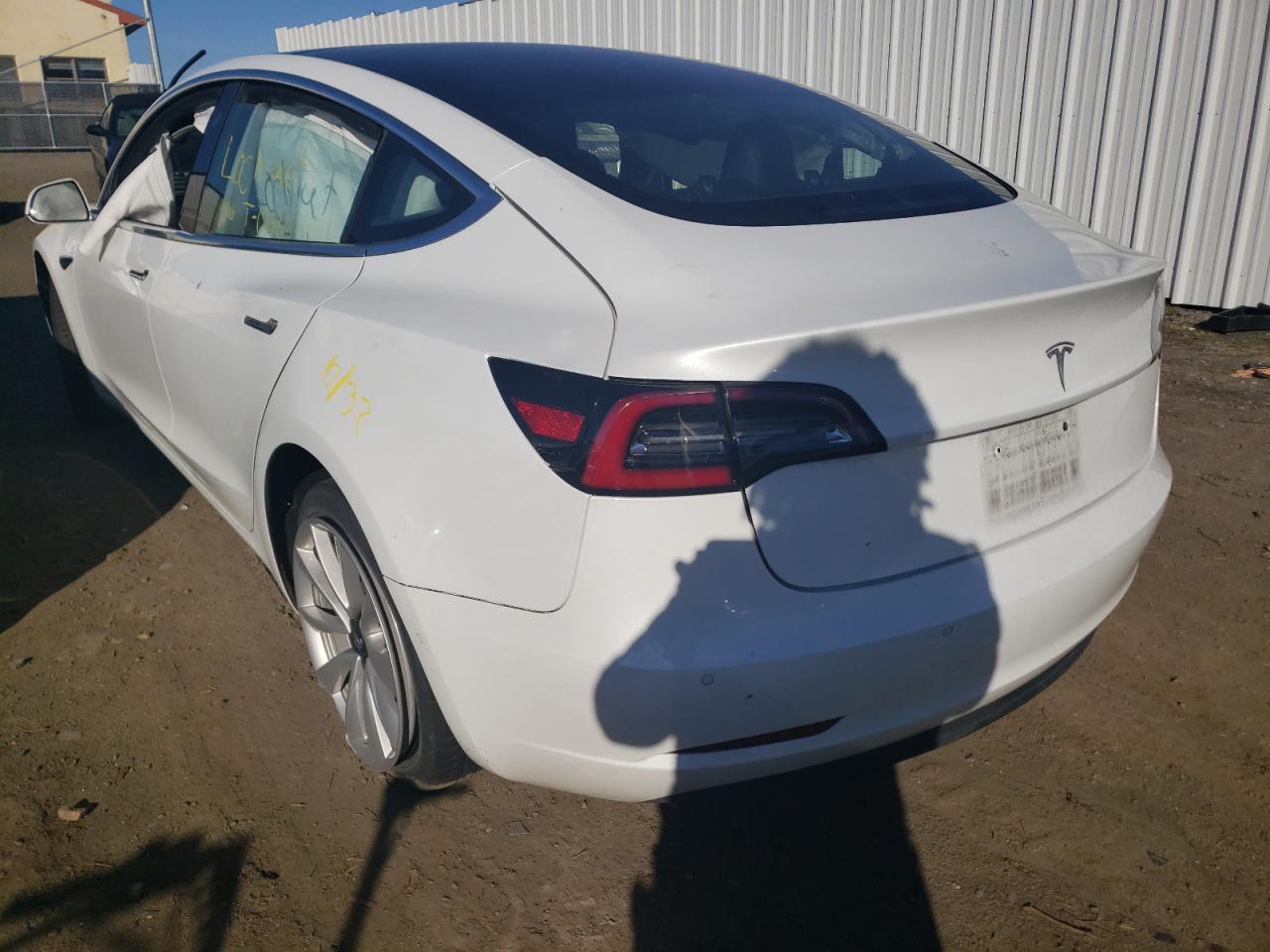 Photo 3 from auction – 2018 TESLA MODEL 3 with VIN 5YJ3E1EA7JF032999