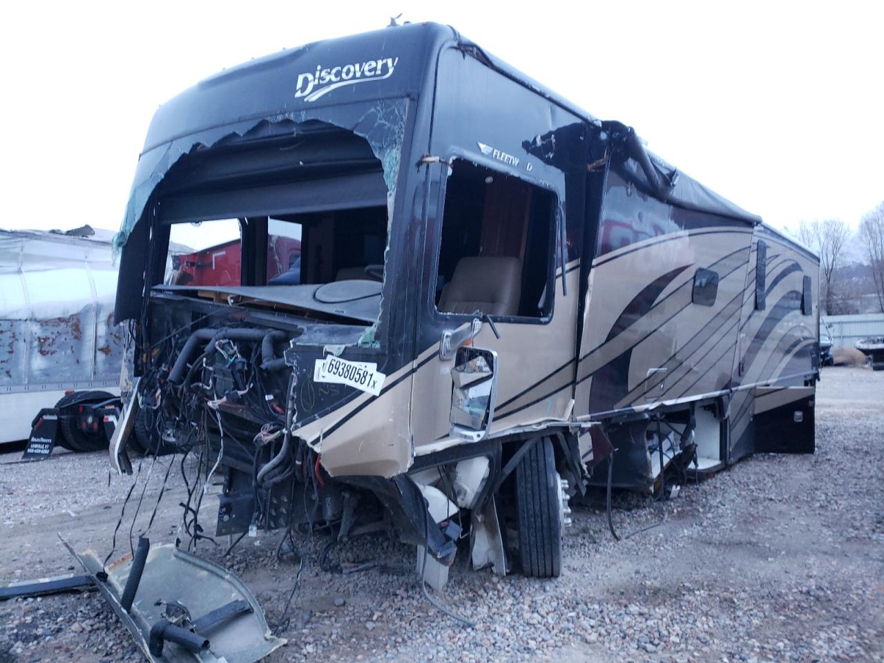Photo 2 from auction – 2015 OTHER MOTORHOME with VIN 4UZACGCY5FCHA8526