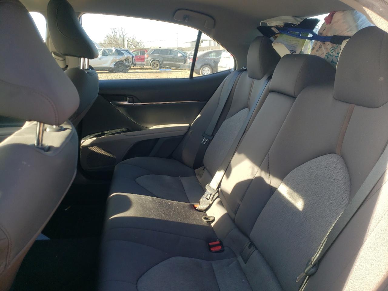 Photo 6 from auction – 2020 TOYOTA CAMRY LE with VIN 4T1C11BK6LU002908