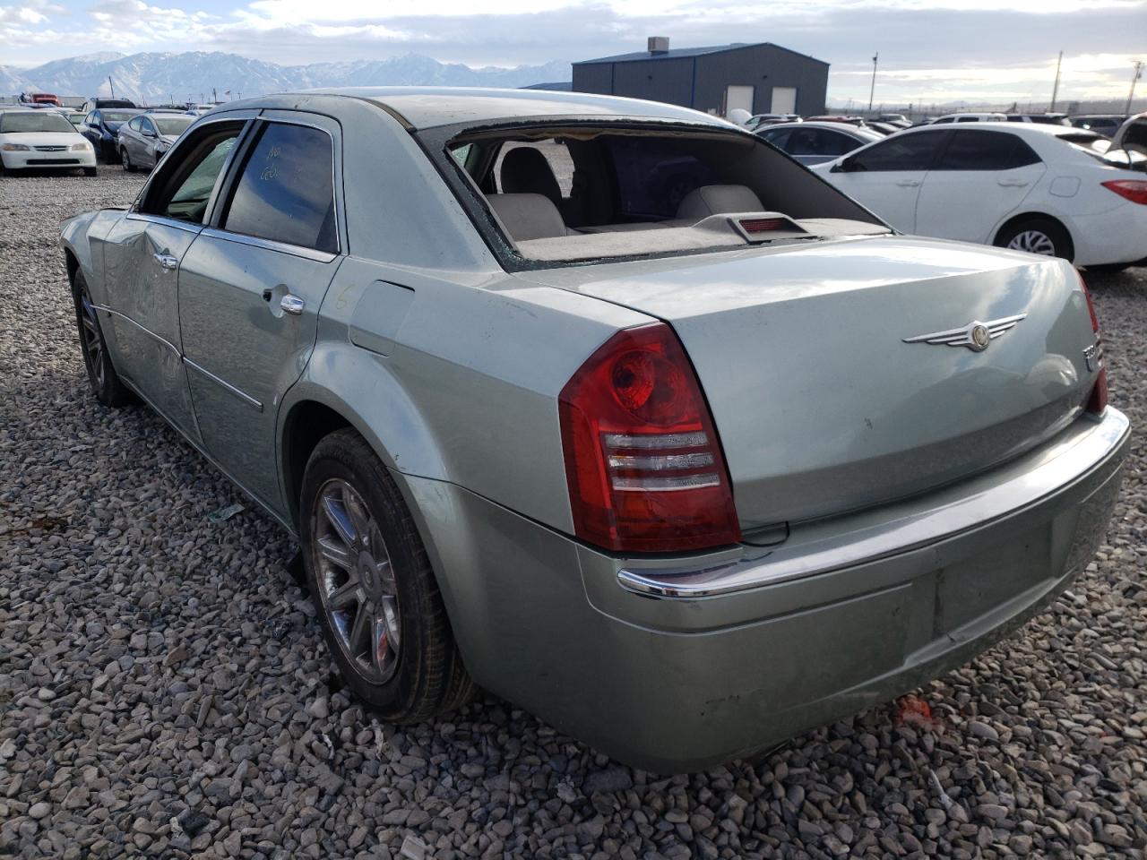 Photo 3 from auction – 2006 CHRYSLER 300C with VIN 2C3KA63H46H252885