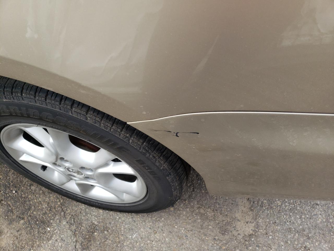 Photo 9 from auction – 2004 TOYOTA SIENNA XLE with VIN 5TDBA22C54S006842