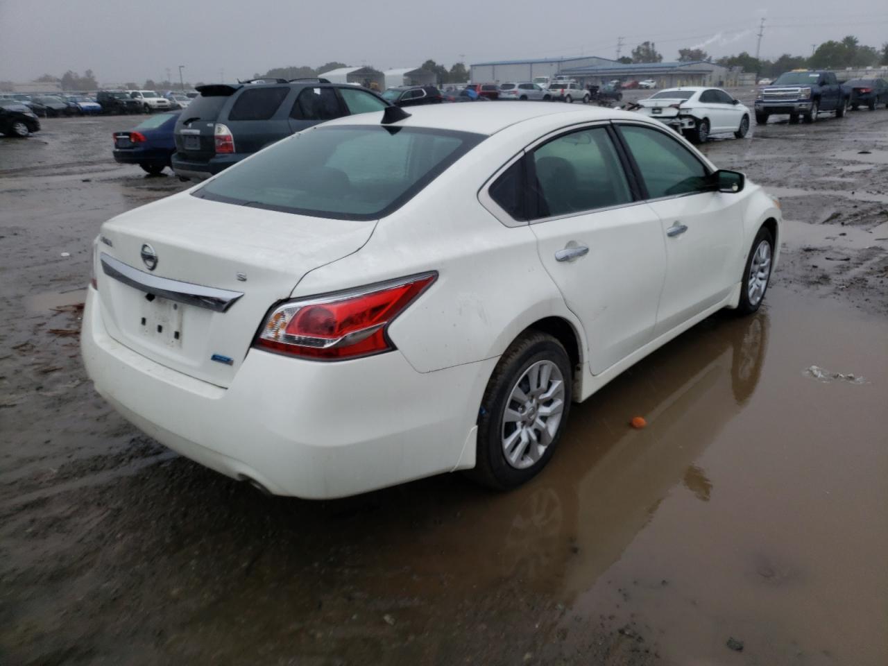 Photo 4 from auction – 2014 NISSAN ALTIMA 2.5 with VIN 1N4AL3AP9EN379928