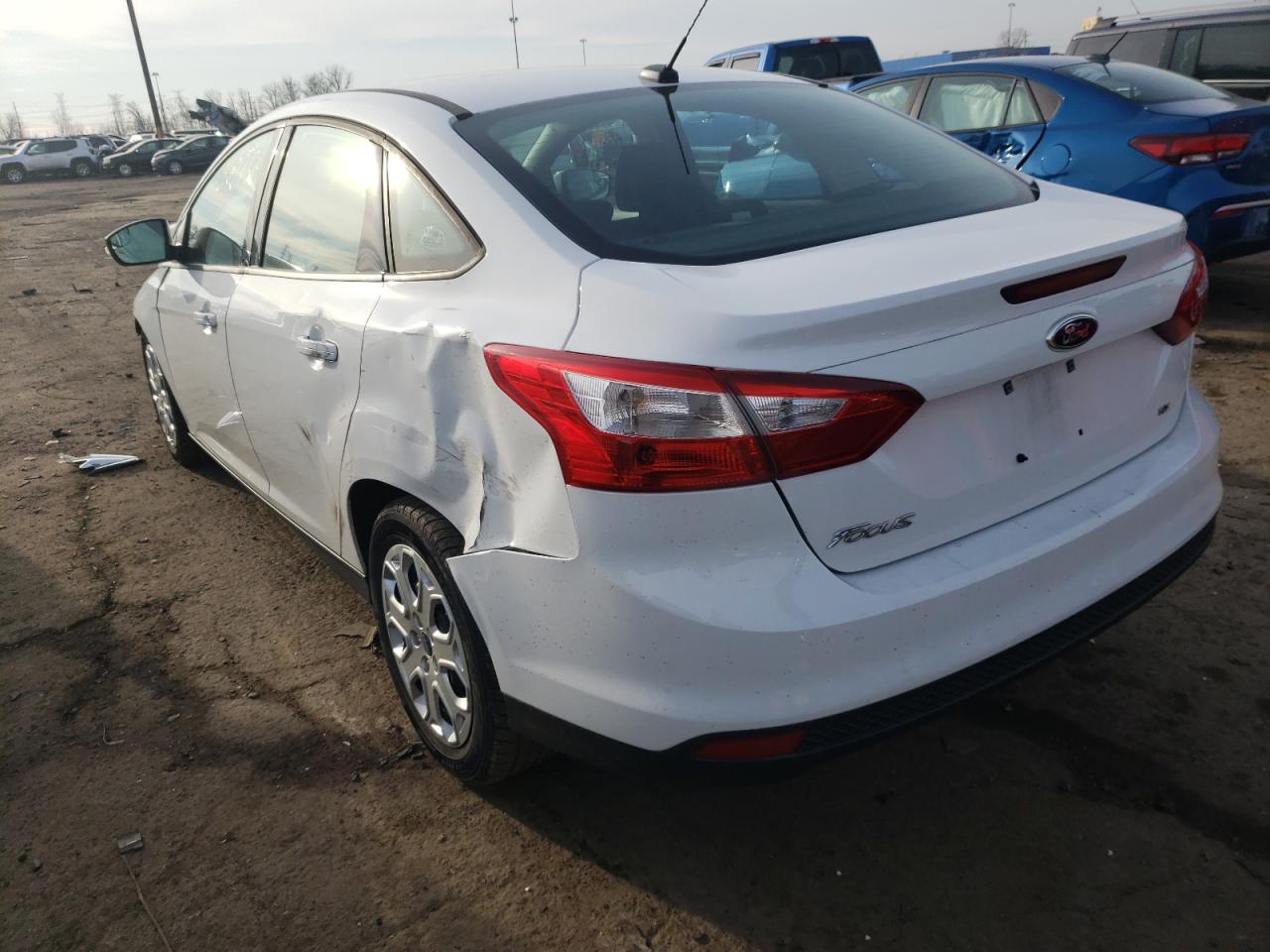 Photo 3 from auction – 2012 FORD FOCUS SE with VIN 1FAHP3F2XCL323828