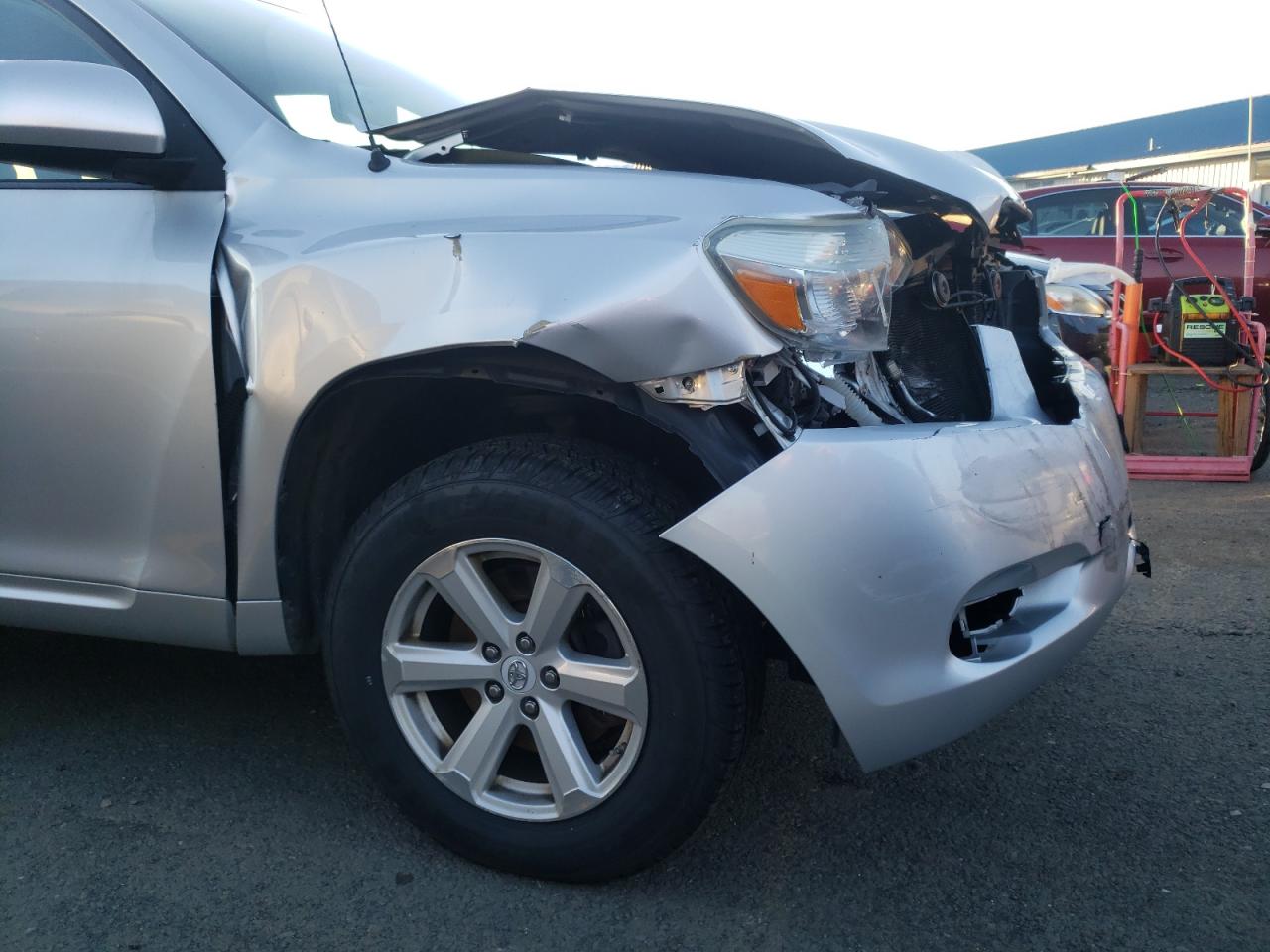 Photo 9 from auction – 2010 TOYOTA HIGHLANDER with VIN 5TDBK3EH6AS025616