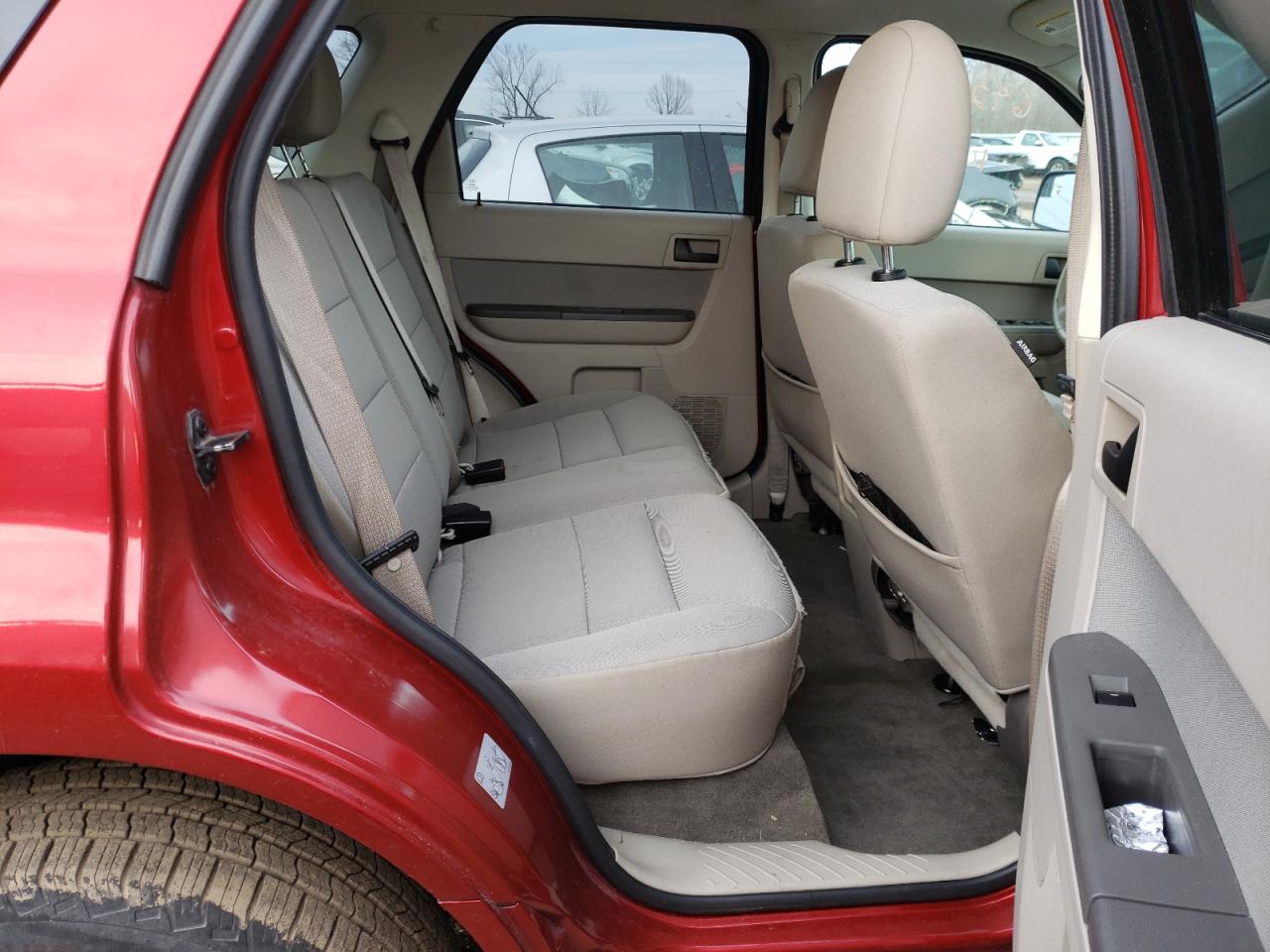 Photo 6 from auction – 2012 FORD ESCAPE XLT with VIN 1FMCU0D73CKC61328
