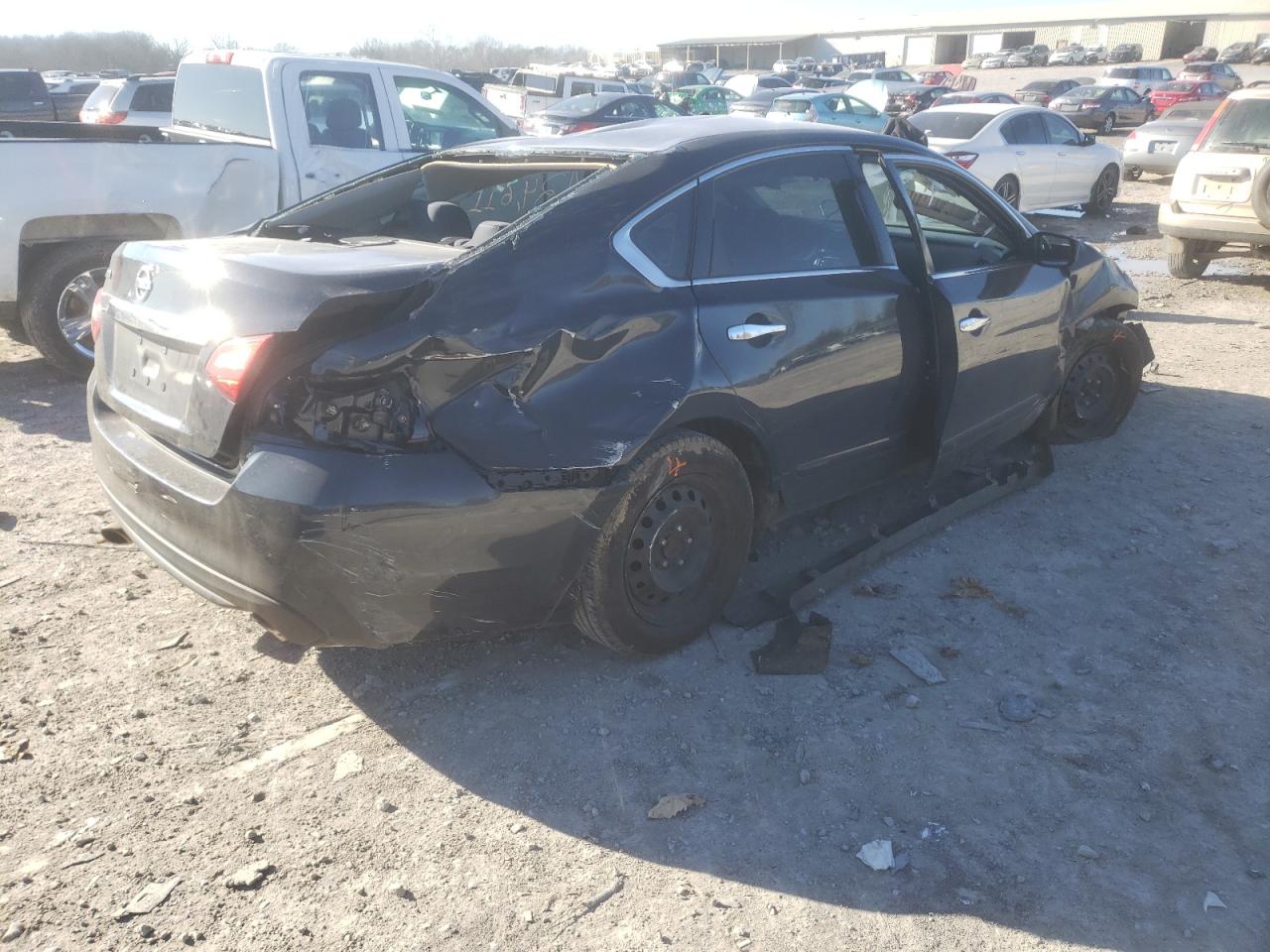 Photo 4 from auction – 2017 NISSAN ALTIMA 2.5 with VIN 1N4AL3AP3HC482990